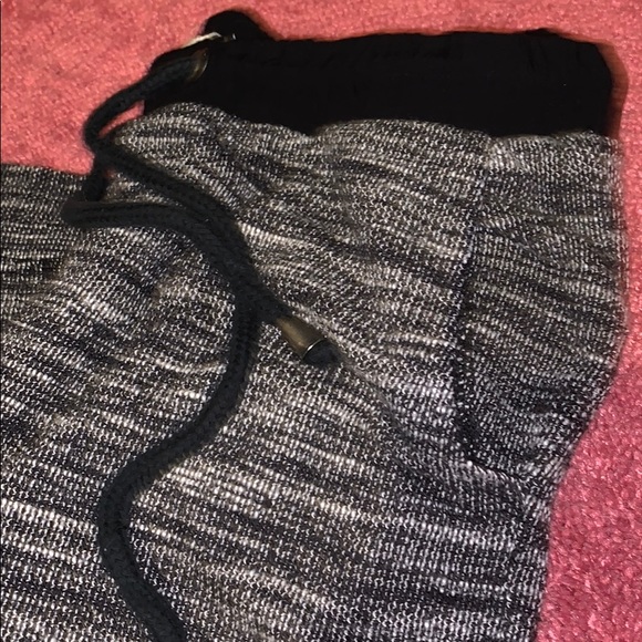 Garage joggers - Picture 2 of 3